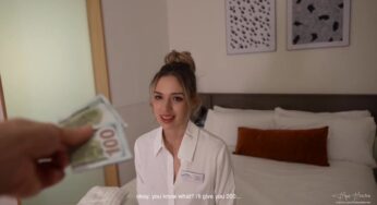 Zayıf çıtır para için fena sikişe razı oluyor